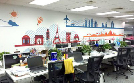 通海教你设计办公室墙绘的方法。